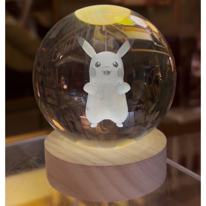 Krystalkuglelampe - Pikachu