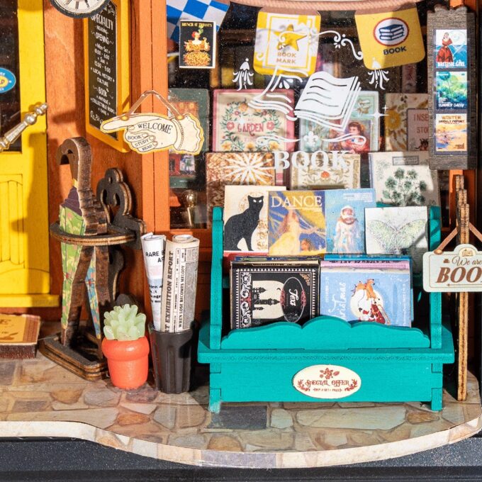 OLD TIMES BOOKSTORE - DIY